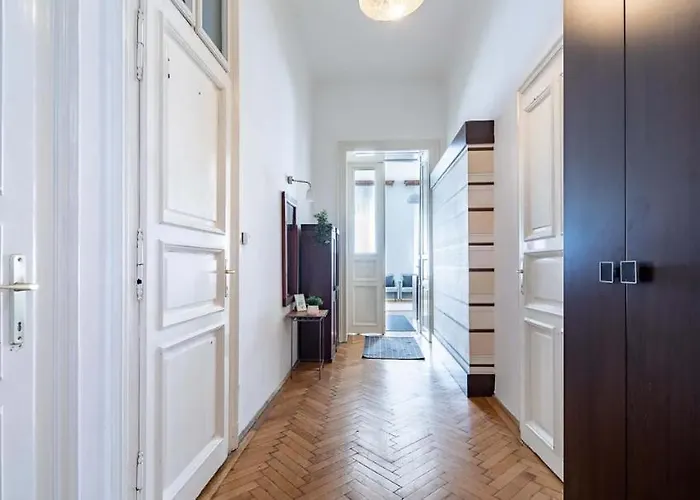 Lägenhet Cityscape Budget Oktogon Budapest